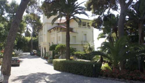 Villa pied dans l eau au Cap Martin