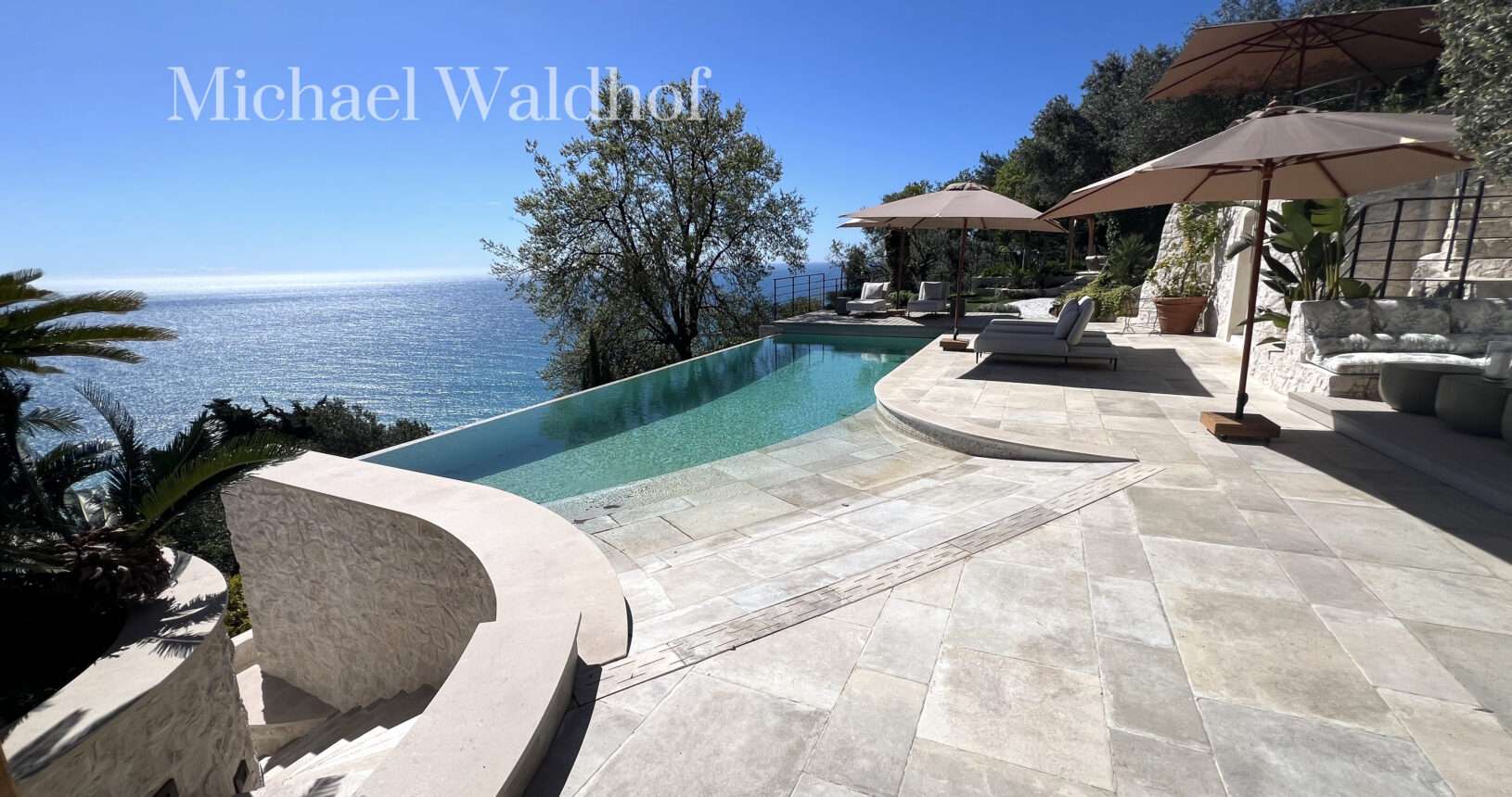 Swimming pool with sea view